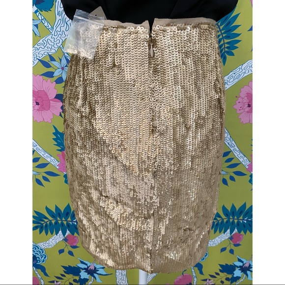 ꧁ 𝐸𝓁𝑒𝑔𝒶𝓃𝓉 𝒩𝒾𝑔𝒽𝓉 𝒪𝓊𝓉 ꧂ - Picture 3 of 3